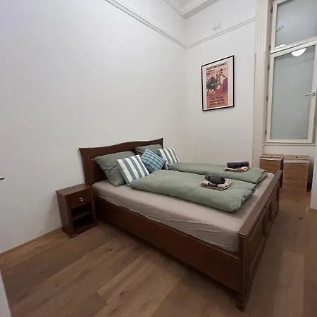 Apartment River Ruby *